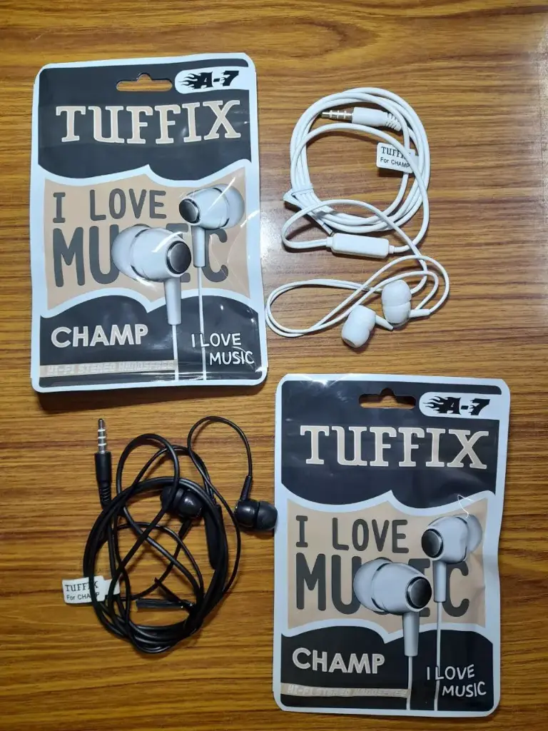 WIRE EARPHONES